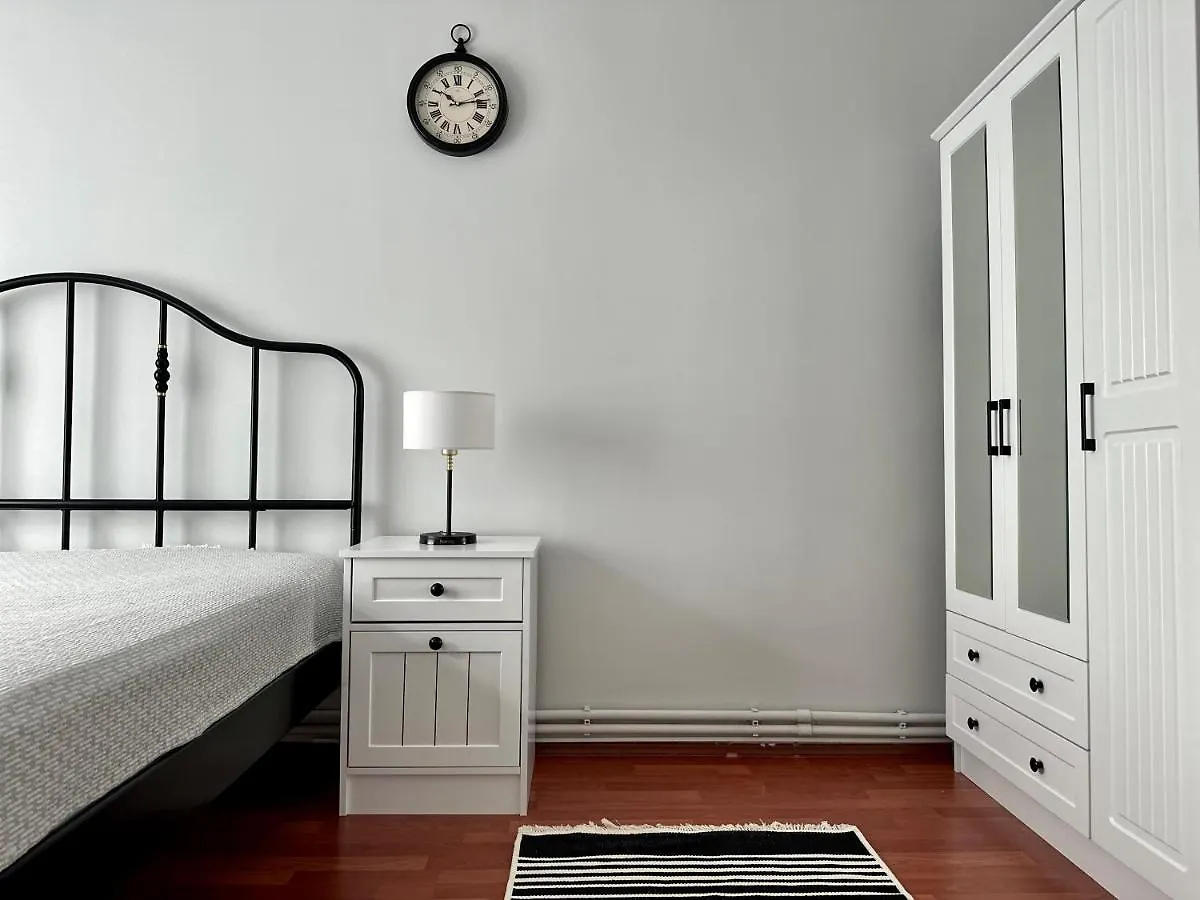 Merkezi Konumda Klimali Aile Dostu Daire Istanbul Apartment