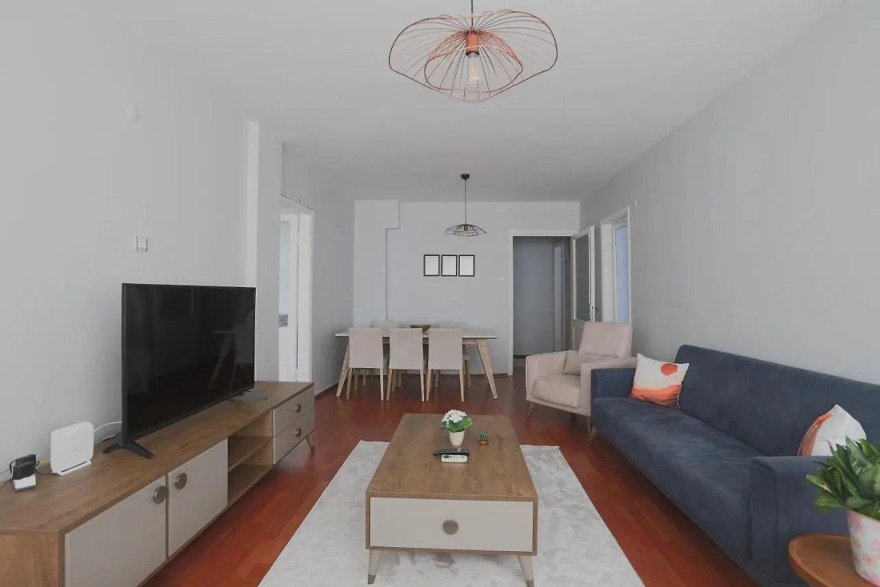 Apartment Merkezi Konumda Klimali Aile Dostu Daire Istanbul Turkey
